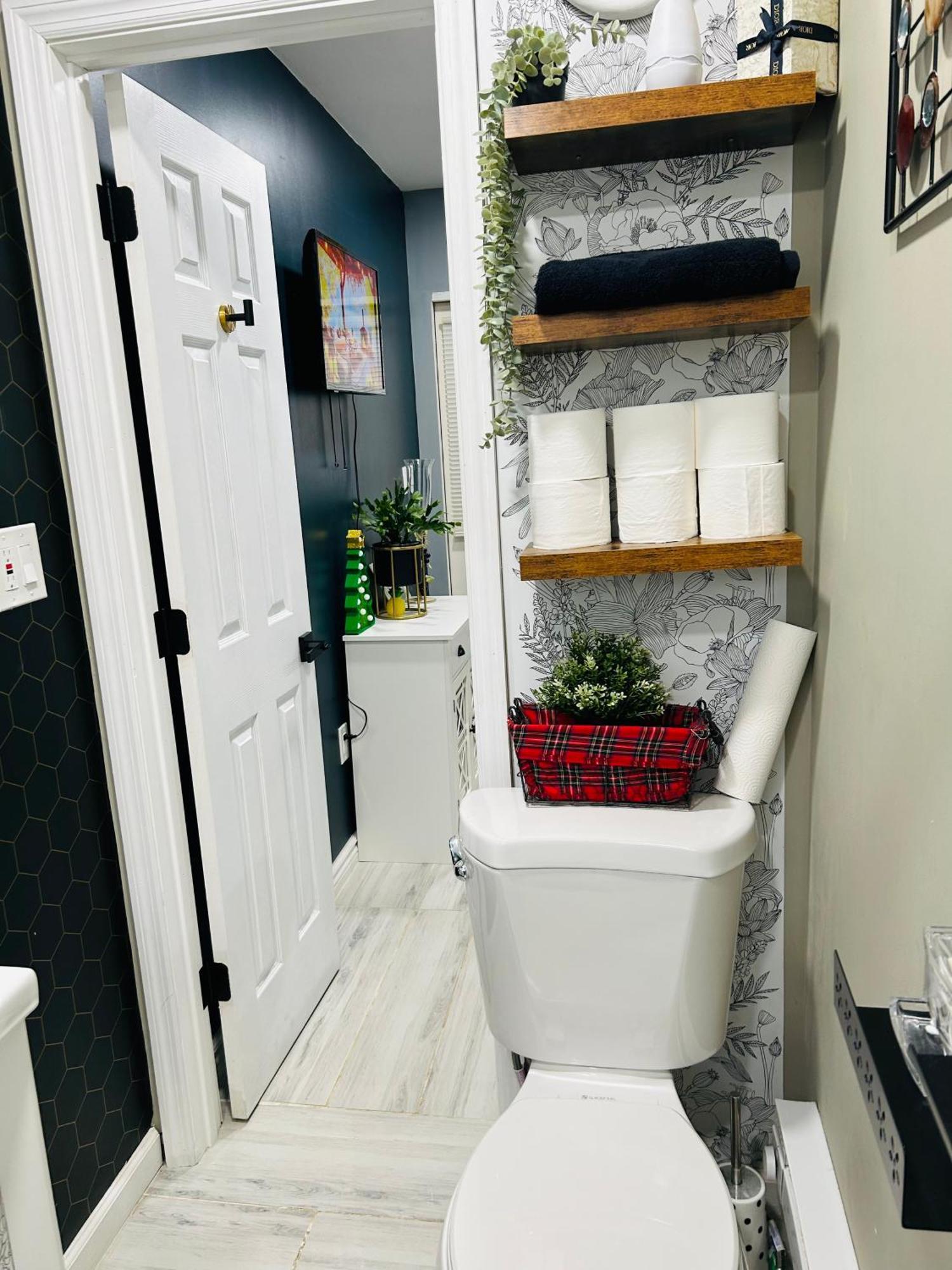 Fancy Studio Private Entrance Selden Exterior foto